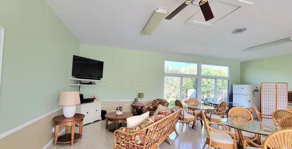 205 Main Boulevard Boynton Beach FL 33435