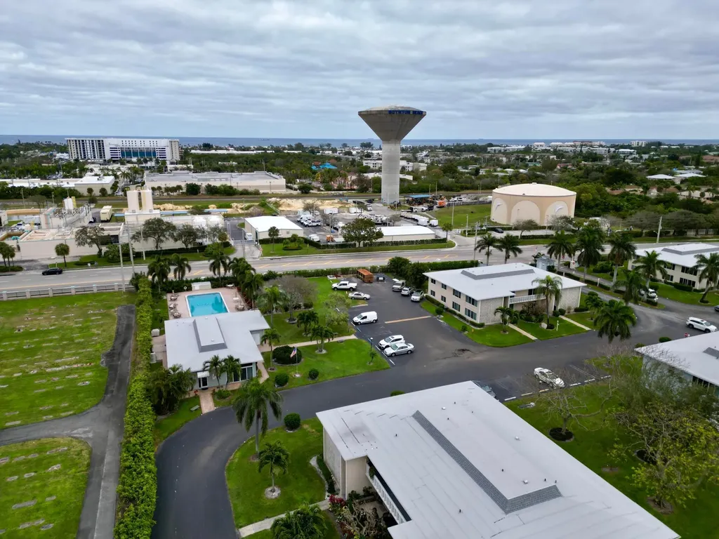 205 Main Boulevard Boynton Beach FL 33435