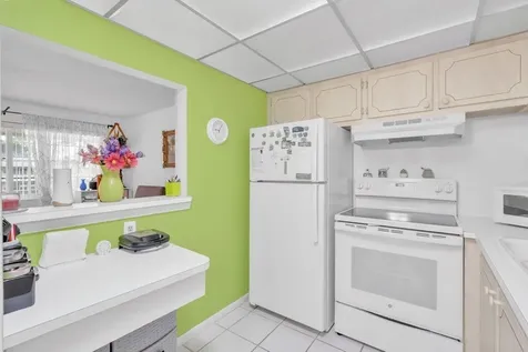 349 Camden O West Palm Beach FL 33417