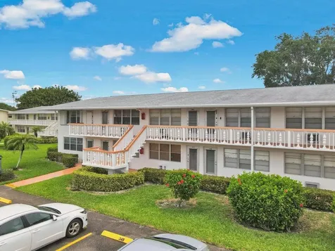 349 Camden O West Palm Beach FL 33417