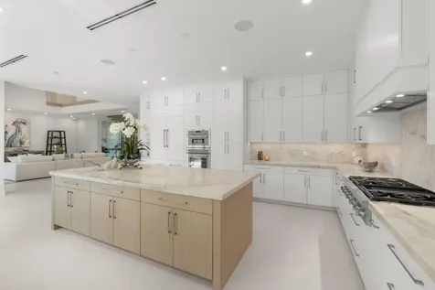 2406 NE 13th Court Fort Lauderdale FL 33304