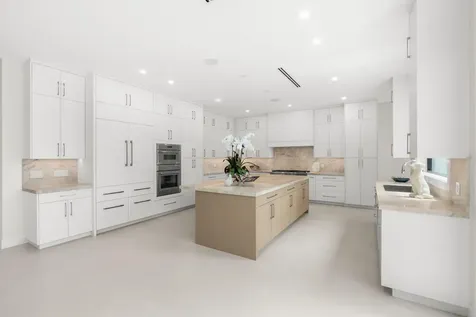 2406 NE 13th Court Fort Lauderdale FL 33304