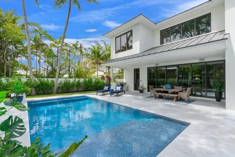 2406 NE 13th Court Fort Lauderdale FL 33304