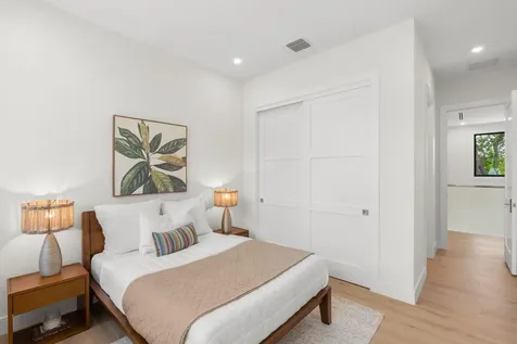 2406 NE 13th Court Fort Lauderdale FL 33304