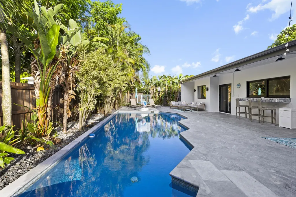 2112 Manatee Drive Fort Lauderdale FL 33316
