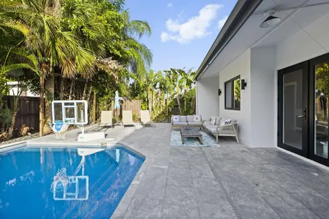2112 Manatee Drive Fort Lauderdale FL 33316