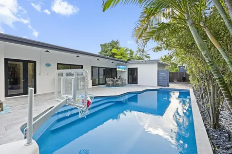 2112 Manatee Drive Fort Lauderdale FL 33316