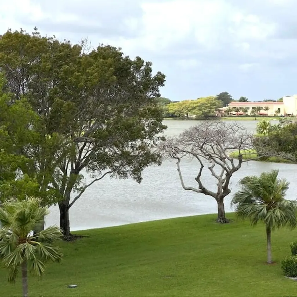 4023 Rexford B Boca Raton FL 33434