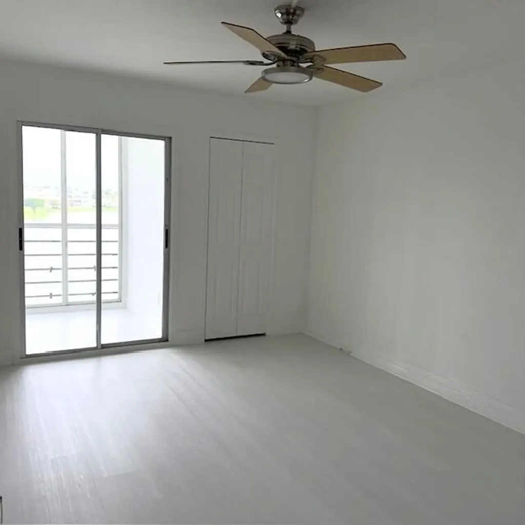 4023 Rexford B Boca Raton FL 33434