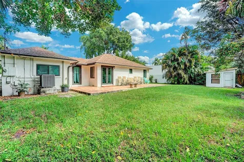 3208 Beacon Street Pompano Beach FL 33062