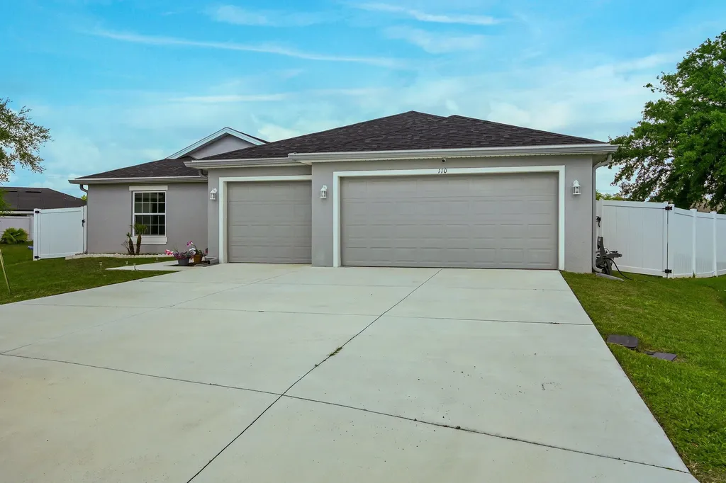 110 Blackpool Way Kissimmee FL 34758