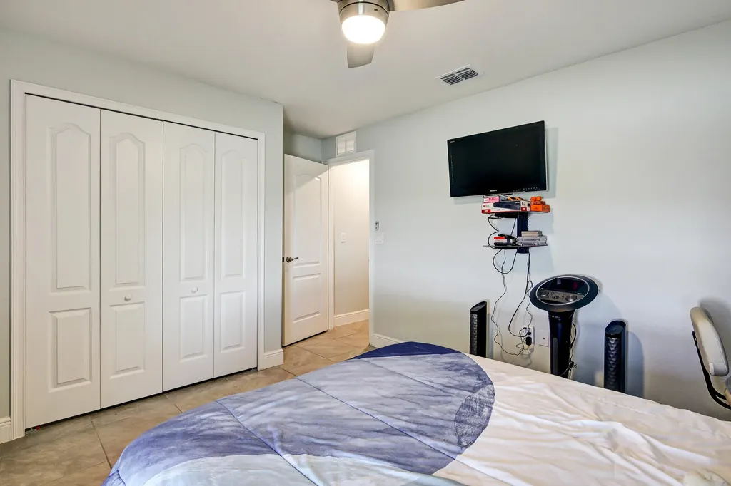 110 Blackpool Way Kissimmee FL 34758