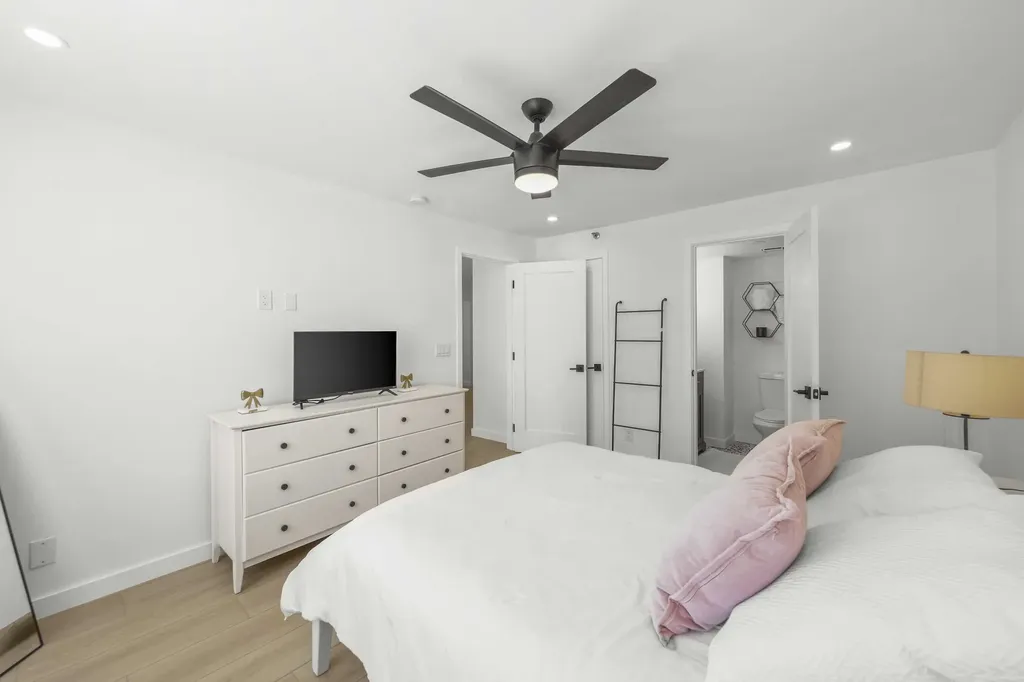 4505 S Ocean Boulevard Highland Beach FL 33487