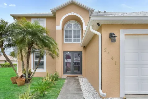 2141 SE Wald Street Port St Lucie FL 34984