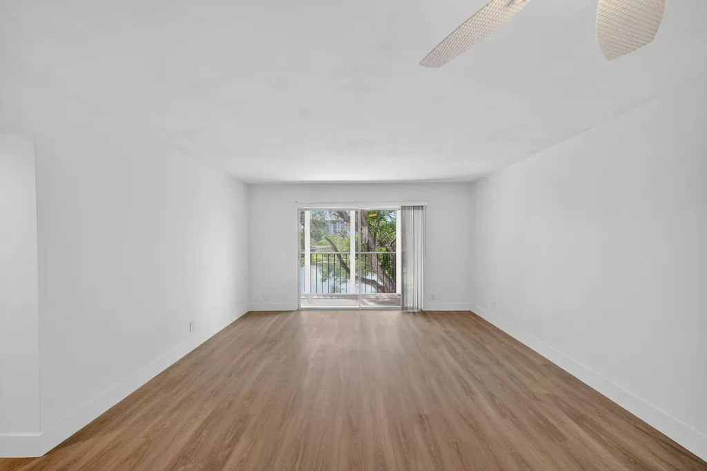 14375 Strathmore Lane Delray Beach FL 33446
