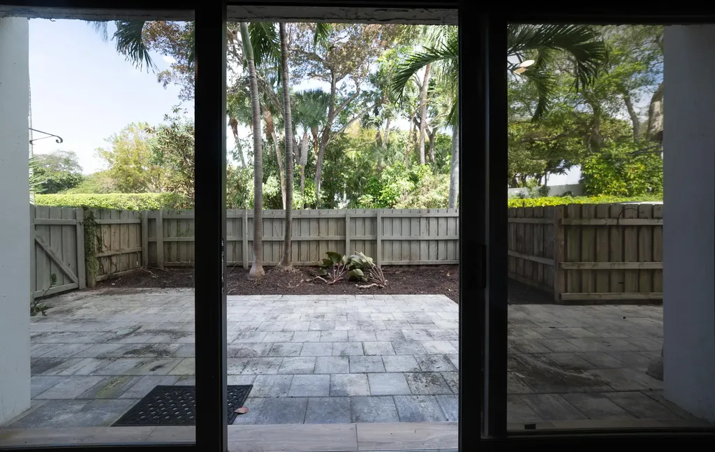 501 SW 11th Place Boca Raton FL 33432