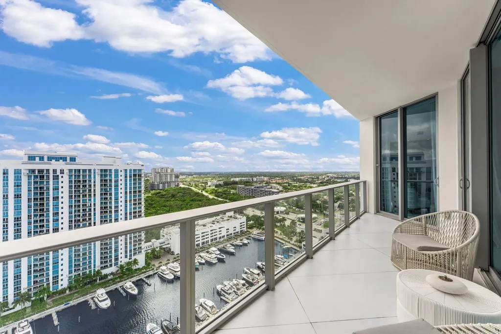 17301 Biscayne Boulevard North Miami Beach FL 33160