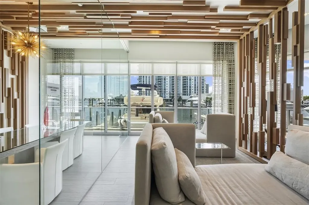 17301 Biscayne Boulevard North Miami Beach FL 33160