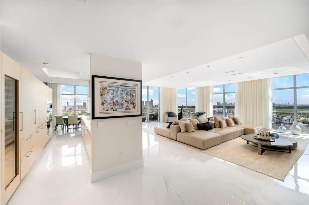 17301 Biscayne Boulevard North Miami Beach FL 33160