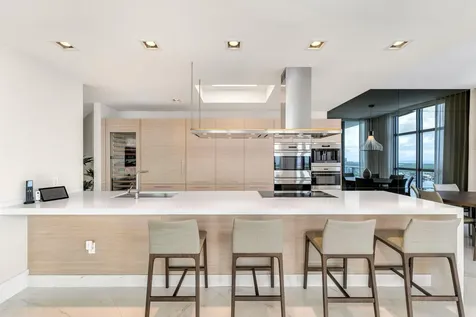 17301 Biscayne Boulevard North Miami Beach FL 33160