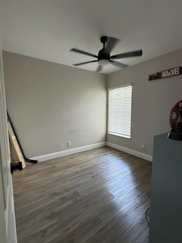 5467 NW 95th Avenue Sunrise FL 33351