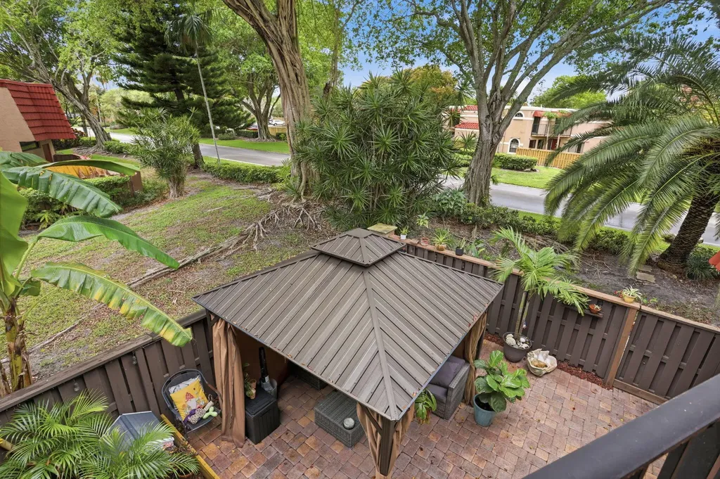 8093 Severn Drive Boca Raton FL 33433