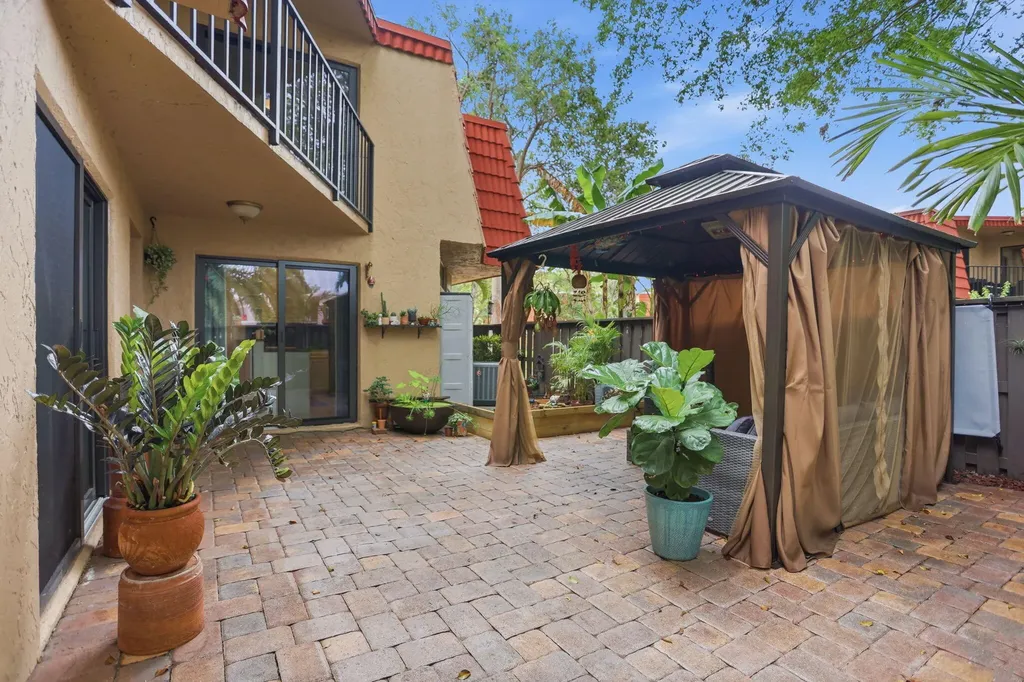 8093 Severn Drive Boca Raton FL 33433