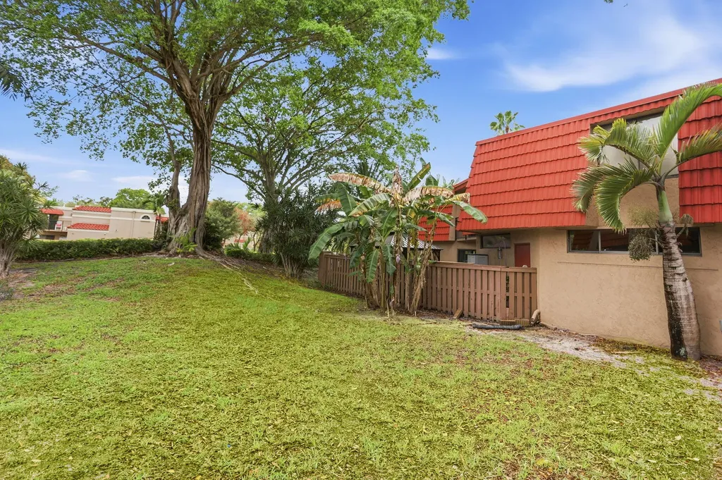 8093 Severn Drive Boca Raton FL 33433