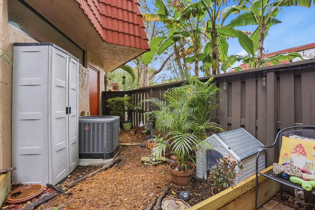 8093 Severn Drive Boca Raton FL 33433