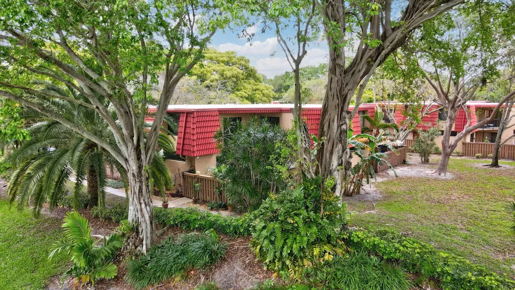 8093 Severn Drive Boca Raton FL 33433