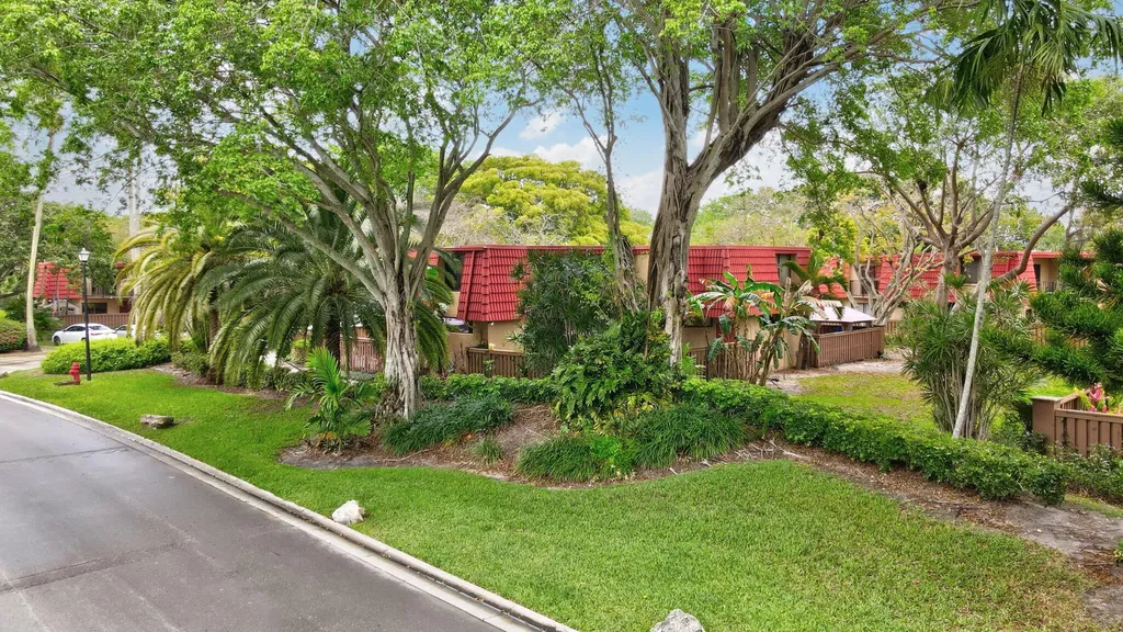 8093 Severn Drive Boca Raton FL 33433
