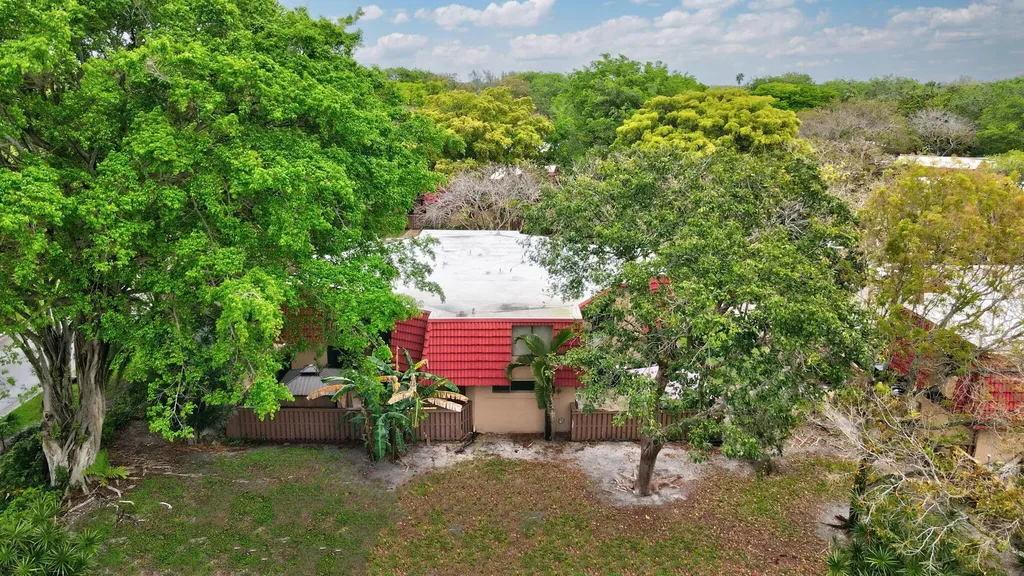 8093 Severn Drive Boca Raton FL 33433