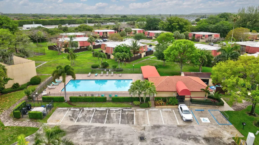 8093 Severn Drive Boca Raton FL 33433