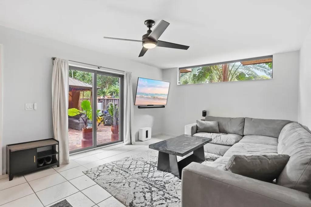 8093 Severn Drive Boca Raton FL 33433