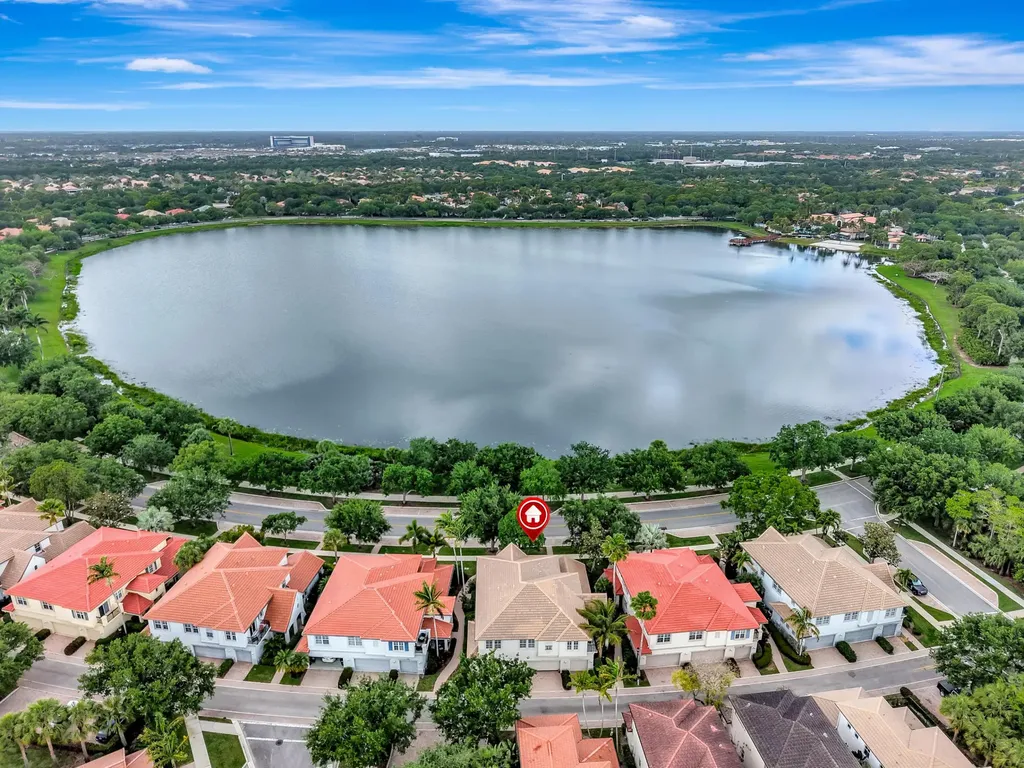 214 Evergrene Parkway Palm Beach Gardens FL 33410