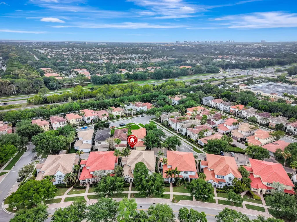 214 Evergrene Parkway Palm Beach Gardens FL 33410