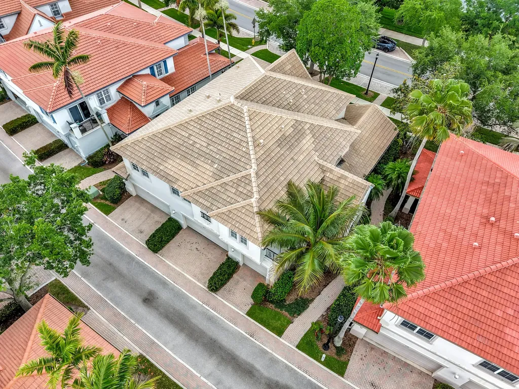 214 Evergrene Parkway Palm Beach Gardens FL 33410