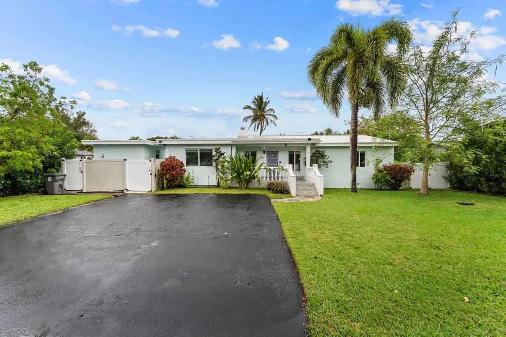 3179 Melaleuca Road West Palm Beach FL 33406