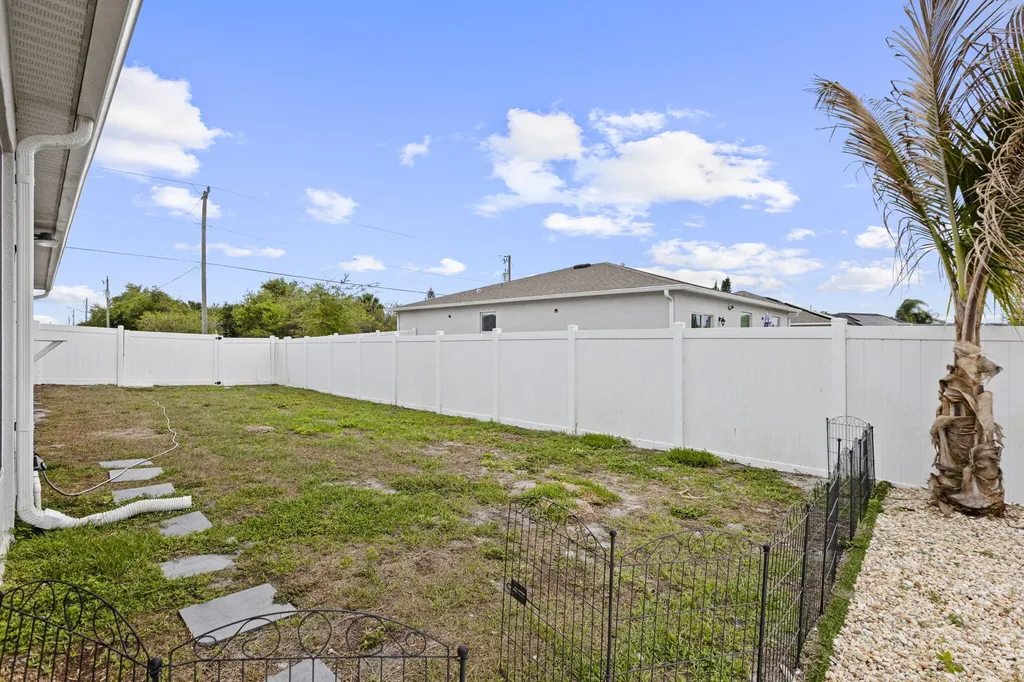 681 SW Millard Drive Port St Lucie FL 34953