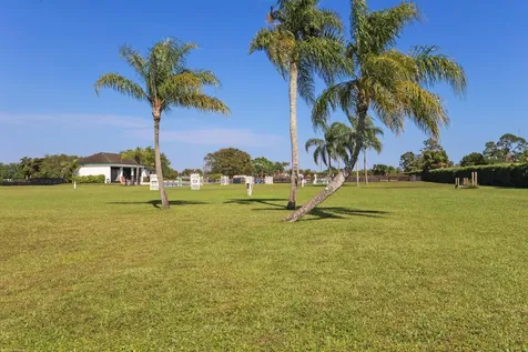 13122 52nd Place S Wellington FL 33449