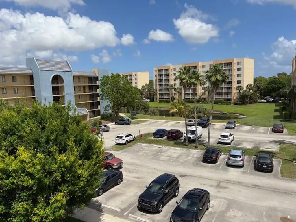 2820 Tennis Club Drive West Palm Beach FL 33417
