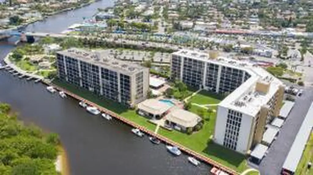 1629 Riverview Road Deerfield Beach FL 33441