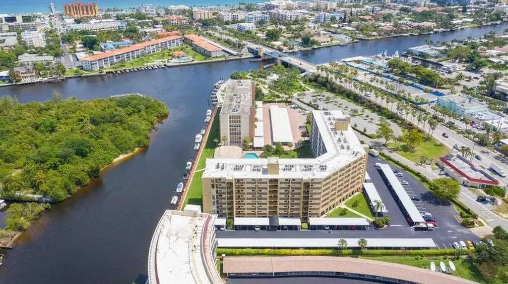 1629 Riverview Road Deerfield Beach FL 33441