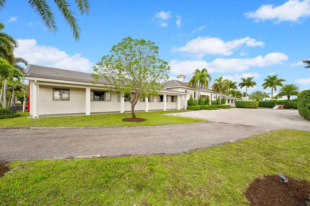 3794 Shutterfly Way Wellington FL 33414