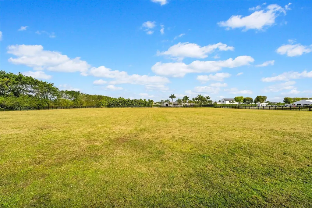 3794 Shutterfly Way Wellington FL 33414