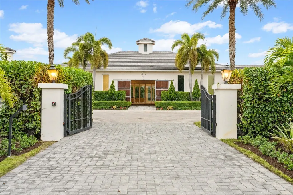 3794 Shutterfly Way Wellington FL 33414