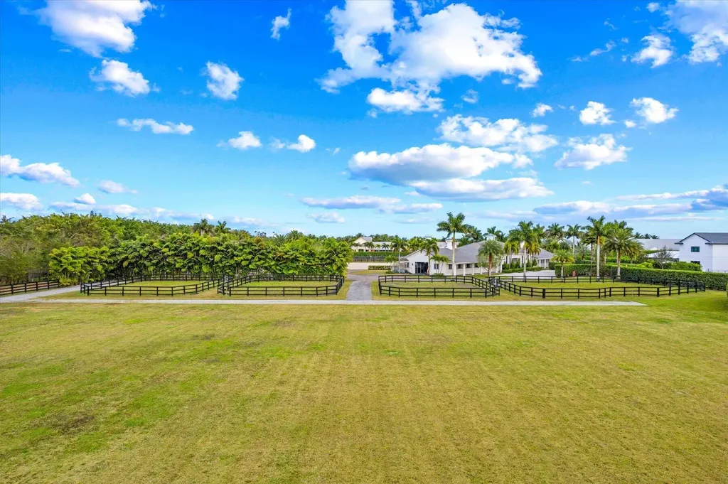 3794 Shutterfly Way Wellington FL 33414