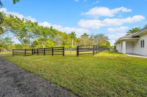 3794 Shutterfly Way Wellington FL 33414