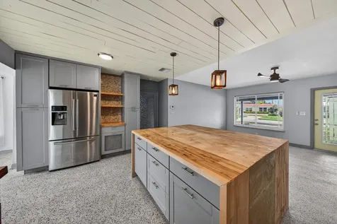 818 NW 28th Court Wilton Manors FL 33311