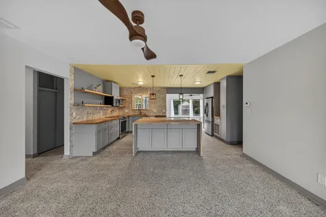 818 NW 28th Court Wilton Manors FL 33311